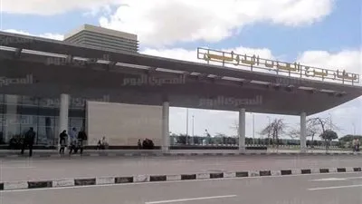 بالتوازي مع حجر تذكرة الطيران.. فتح حجوزات لمشروع نقل جماعي جديد من مطار برج العرب إلى الإسكندرية