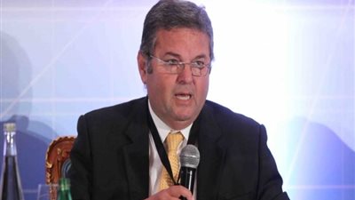 وزير قطاع الأعمال يكشف تفاصيل اجتماعه مع السيسي