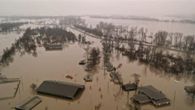 فيضانات مدمرة تلتهم المحاصيل بأمريكا