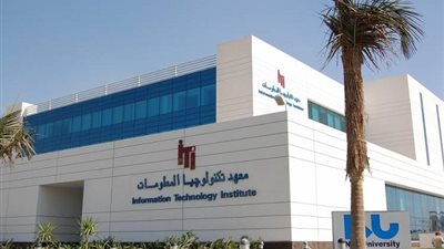 معهد تكنولوجيا المعلومات يستضيف مسابقة كأس مصر للروبوت