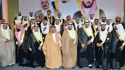 الأمير فيصل بن بندر يرعى حفل تخريج الدفعة العاشرة من طلاب جامعة الأمير سطّام 