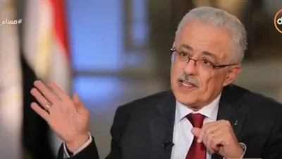 طارق شوقي يوجه رسالة مهمة للطلبة الذين لم يحصلوا على شريحة 