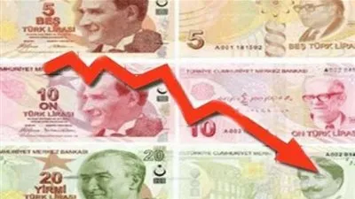 الليرة تواصل النزيف أمام الدولار بعد تصريحات لأردوعان 