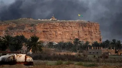 معلومات استخباراتية للمرصد: قادة لداعش في أنفاق الباغوز