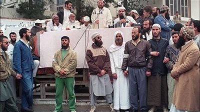 انتفاضة جزائرية ضد مخططات قطر وتركيا