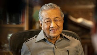 مهاتير محمد يهاجم إسرائيل ويصفها بدولة اللصوص