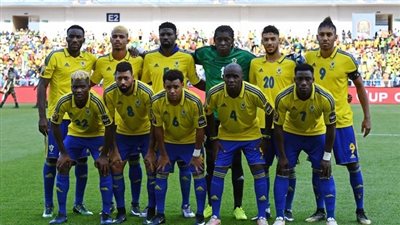 بوروندي تطيح بـ