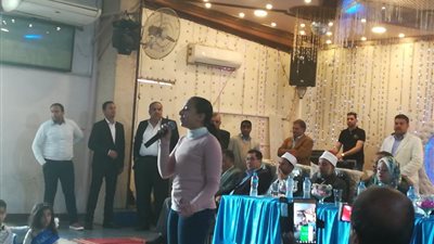 محافظ الفيوم يشارك لجنة المرأة بالوفد احتفالها بتكريم الأمهات المثاليات (صور)