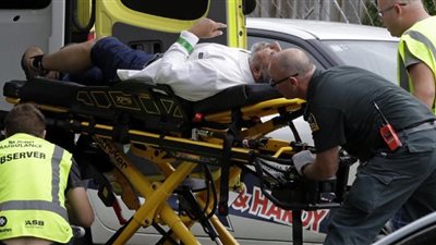 شاهد.. أمير عربي داخل المسجد الذي شهد مجزرة نيوزيلندا 