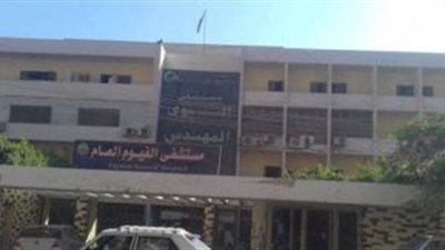 بالأسماء.. مصرع طفل وإصابة 4 أشخاص من أسرة واحدة في انقلاب سيارة بالفيوم