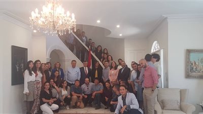 بعد وصولها إلى استراليا.. وزيرة الهجرة تلتقي بعض الشباب المصريين المقيمين في ملبورن