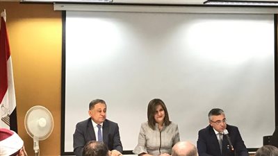 وزيرة الهجرة تلتقي الجالية المصرية في ملبورن: خط الدفاع الأول للوطن