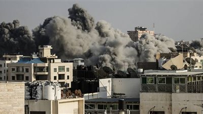 جيش الاحتلال يعلن بدء استهداف مواقع حماس في غزة