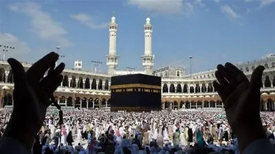 تعرف على أسعار رحلات العمرة لعام 2019 وموعد وشروط الحجز وخطوات استخراج التأشيرة 