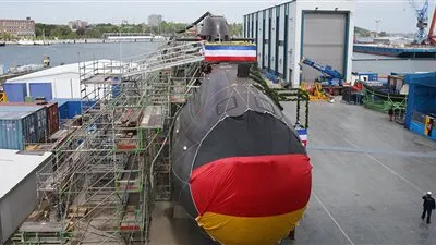 ألمانيا تحقق في بيع غواصة لإسرائيل بسبب مزاعم الرشوة