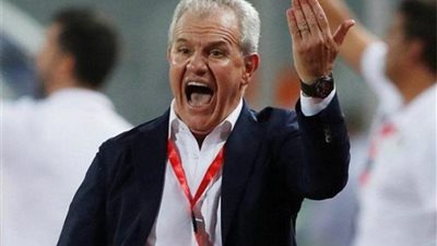 أحمد سليمان يطالب أجيري بتثبيت التشكيل ويختار حارس الفراعنة في الكان