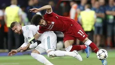 محمد صلاح يتسبب في أزمة جديدة لسيرجيو راموس