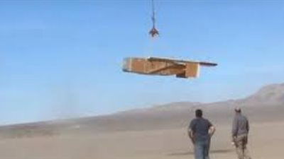 الجيش الأمريكي يختبر طائرة 