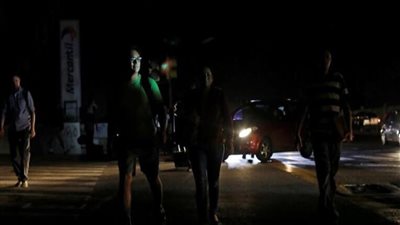 فنزويلا تستعيد الكهرباء تدريجيا بعد انقطاعه مرتين على التوالي