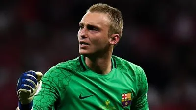 سيليسين يصدم برشلونة بهذا القرار