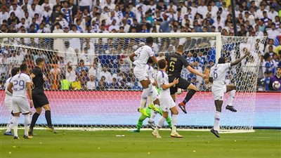 في مباراة الموسم.. النصر يقهر الهلال ويعتلي صدارة الدوري السعودي