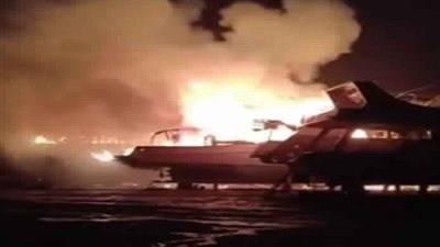 عاجل.. الدفع بسيارات الإطفاء للسيطرة على حريق المركبين بالسويس