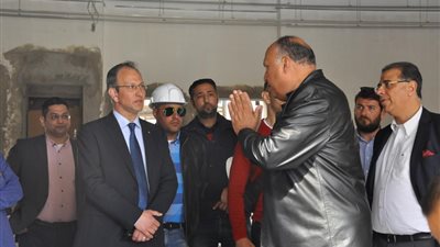 وزير الخارجية يتفقد المبنى الجديد للسفارة المصرية بتونس