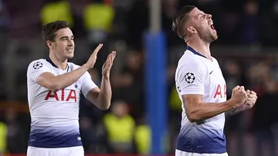 توتنهام يحدد مطالبه المالية نظير التخلي عن مدافعه ليوفنتوس