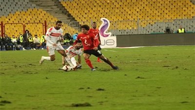 مباراة الأهلي والزمالك تشعل أزمة بين 