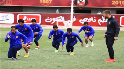لاسارتي يطمئن على تدريبات المستبعدين من معسكر الإسكندرية