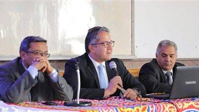 بحضور وزراء سابقين.. 