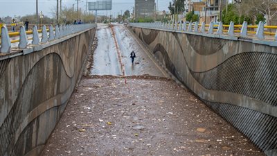 إخلاء 70 قرية في خوزستان بسبب الفيضانات بإيران