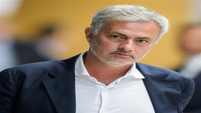 مورينيو يطلب ضم نجم ريال مدريد لفريقه المقبل