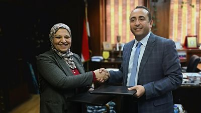 1.7 مليار جنيه لإنشاء خط  كهربائى بطول 195 كيلومتر لتفريغ القدرة المولدة من مجمع 