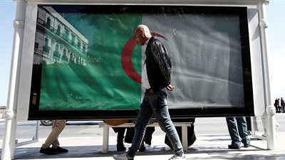 الكرملين: الوضع في الجزائر هو شأن داخلي ولا ينبغي أن يكون هناك تدخل خارجي