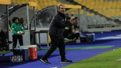 صالح: عرفوا لاسارتي من هو حسين الشحات.. وإلا