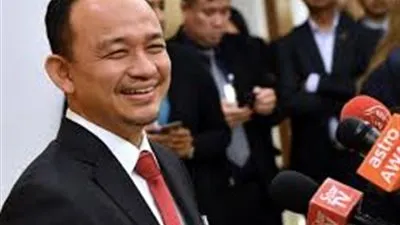 وزير التعليم الماليزي يشكر المملكة على تقديم ٣٠٠ منحة تعليمية