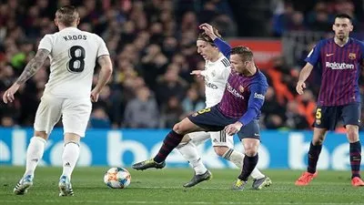 ريال مدريد يوجه صفعة قوية لبرشلونة