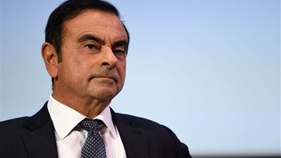 كارلوس غصن يؤكد براءته ويطلب من الحكومة الفرنسية الدفاع عنه