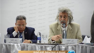 نقيب الأطباء: فرض الحراسة على 