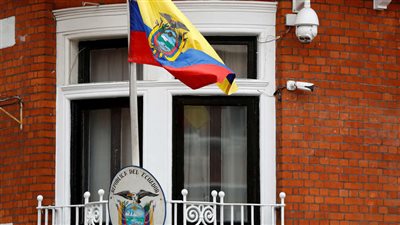 الإكوادور توجه انتقادات لاذعة لمؤسس موقع 