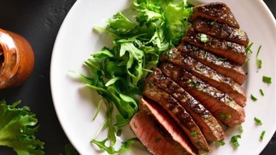 طريقة تحضير ستيك بصلصة الباربيكيو