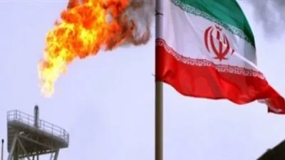 مقتل 3 عسكريين إيرانيين جراء انفجار بطارية غواصة جنوبي البلاد