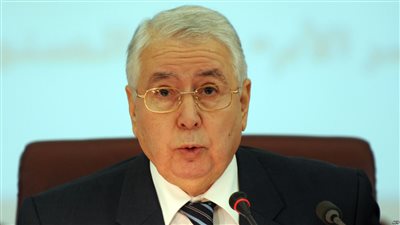 خليفة بوتفليقة يتسلم مهامه الثلاثاء