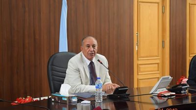 استعدادًا لشهر رمضان.. محافظ البحر الأحمر يوجه بالسيطرة على الأسعار