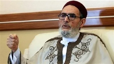 مفتي ليبيا المعزول يعترف بتغذية قطر الصراع في ليبيا