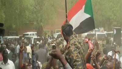 وكالة: الجيش السوداني يتدخل لإيقاف محاولة تفريق احتجاجات من قبل قوات الأمن