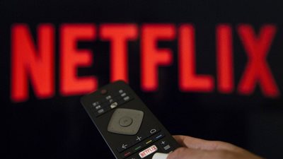 نتفليكس تعلن وقف دعم خدمة آبل AirPlay