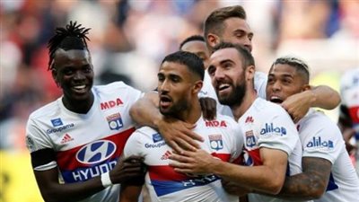 ليون الفرنسي يحدد سعر 