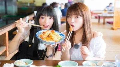 تعرف على أغرب العادات اليابانية.. معلومات مثيرة